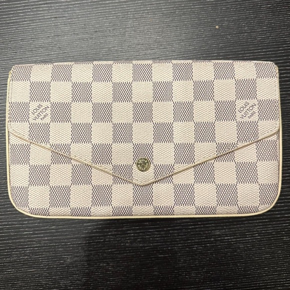 Crossbody Purse - Picture 1 of 6